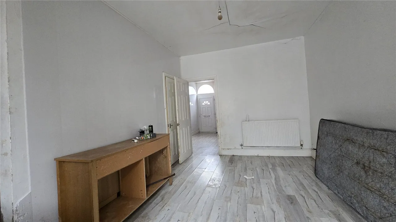 Kings Road, Ashton-under-Lyne, Greater Manchester, OL6, photo 5