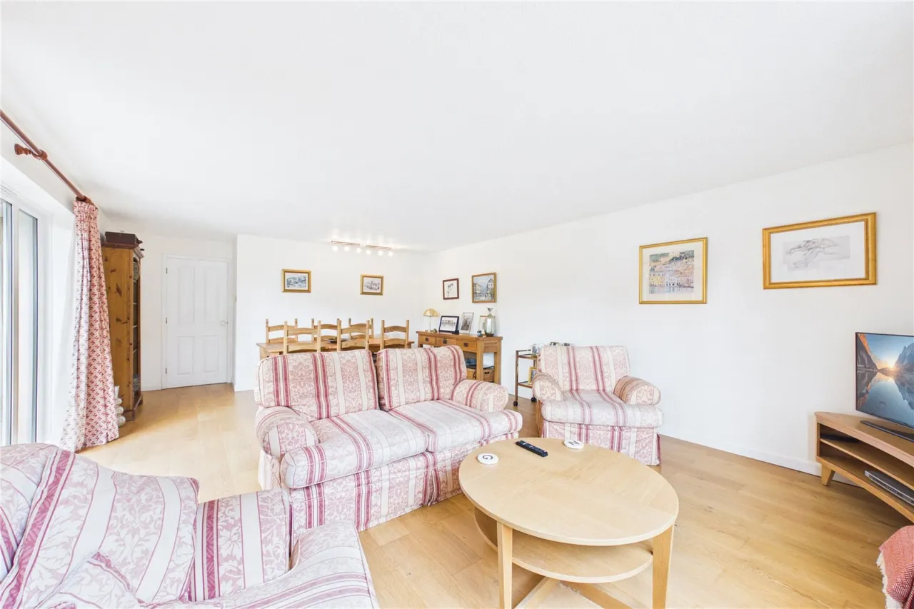 Bath Road, Woolhampton, RG7, photo 3