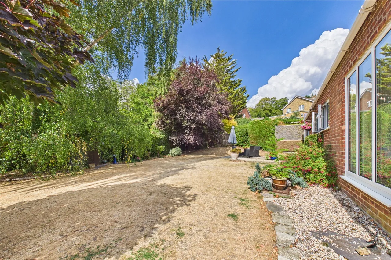 Bath Road, Woolhampton, RG7, photo 12