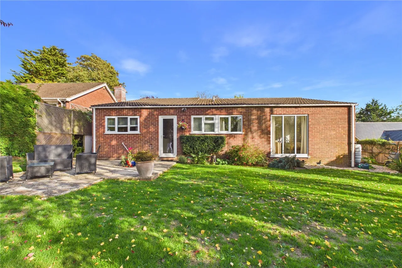 Bath Road, Woolhampton, RG7, photo 13