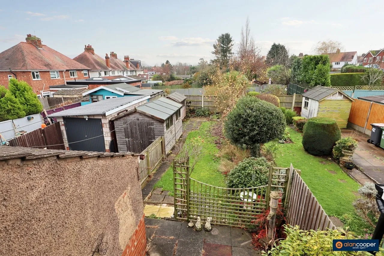 Oakdene Crescent, Weddington, CV10, photo 17