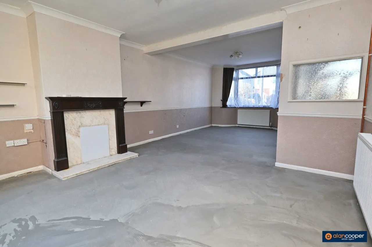 Oakdene Crescent, Weddington, CV10, photo 5