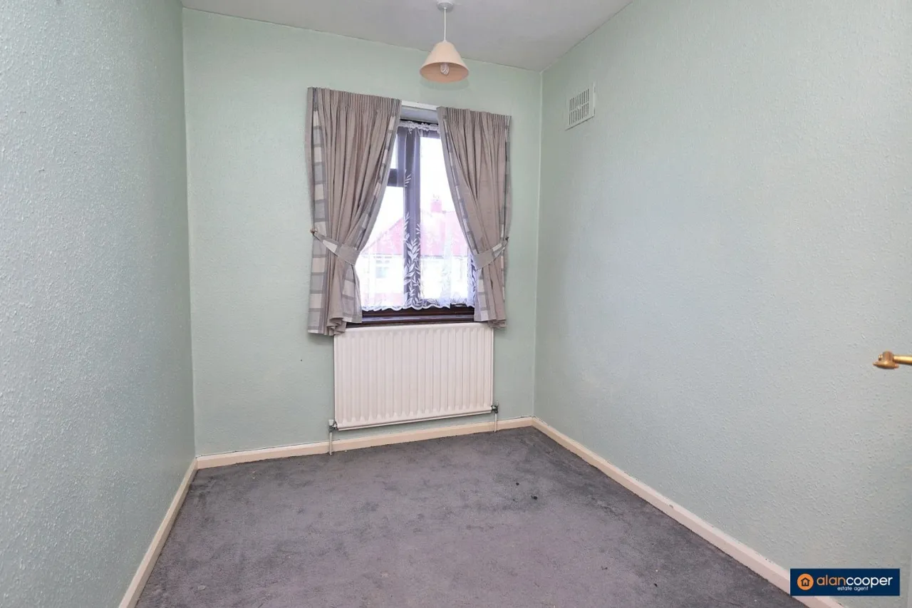 Oakdene Crescent, Weddington, CV10, photo 14