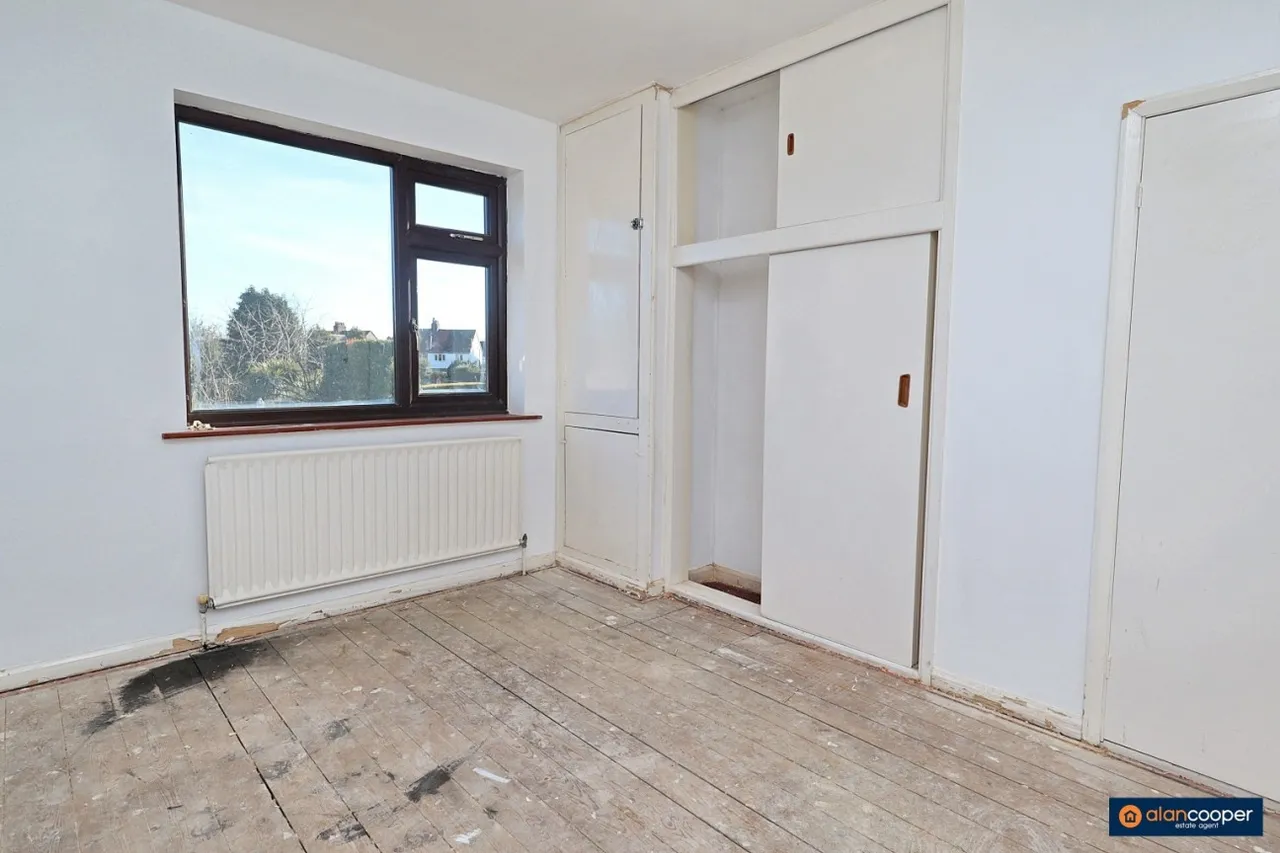 Oakdene Crescent, Weddington, CV10, photo 12