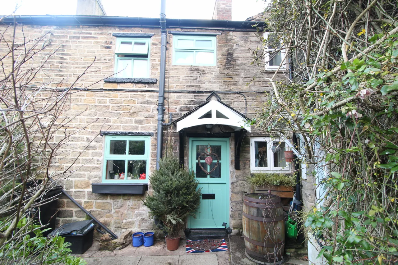 Moor End Road, Mellor, SK6, photo 11