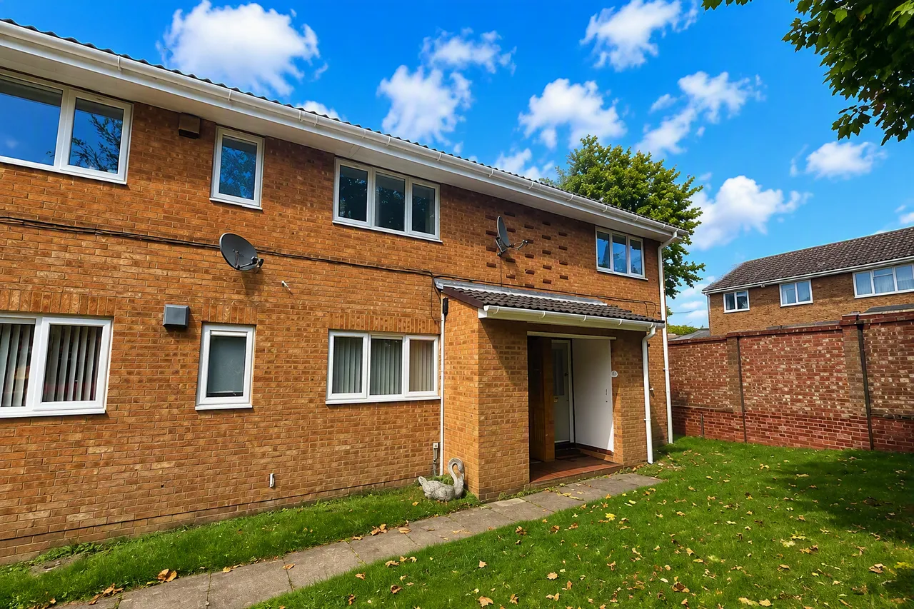 1 bed flat to rent, Ferrier Close, Rainham, ME8