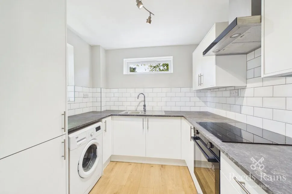 Cedar Grove, Stockport, SK4, photo 4