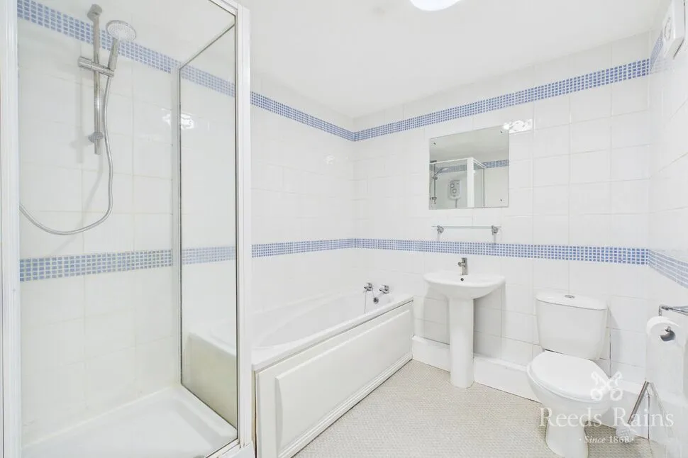 Cedar Grove, Stockport, SK4, photo 6