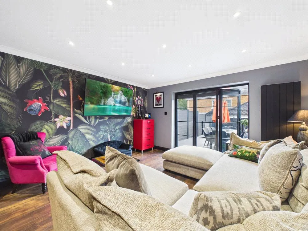 Chaplin Close, Salford, M6, photo 14