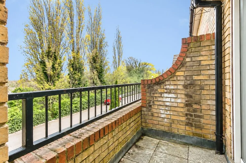 Amblecote Meadows, London, SE12, photo 8