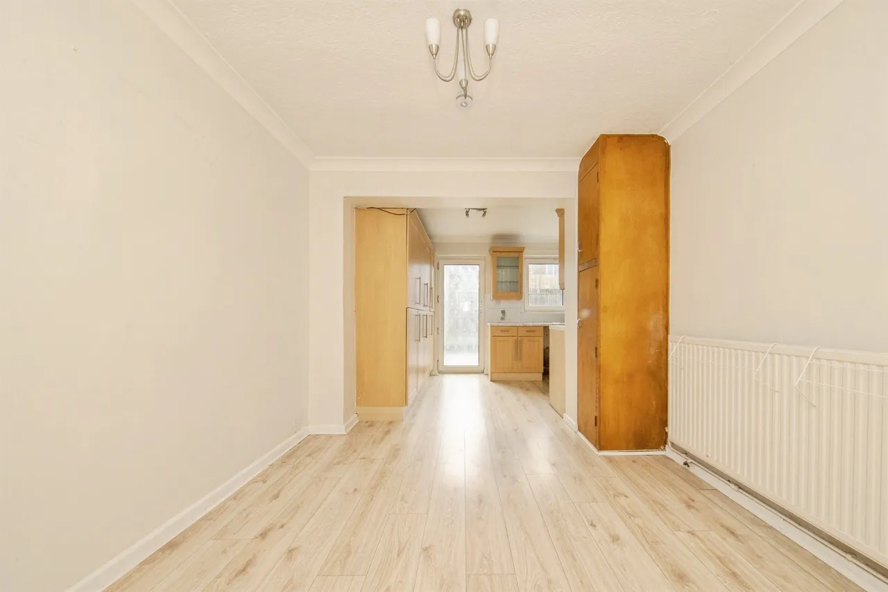 Witch Elm, Harwich, photo 10
