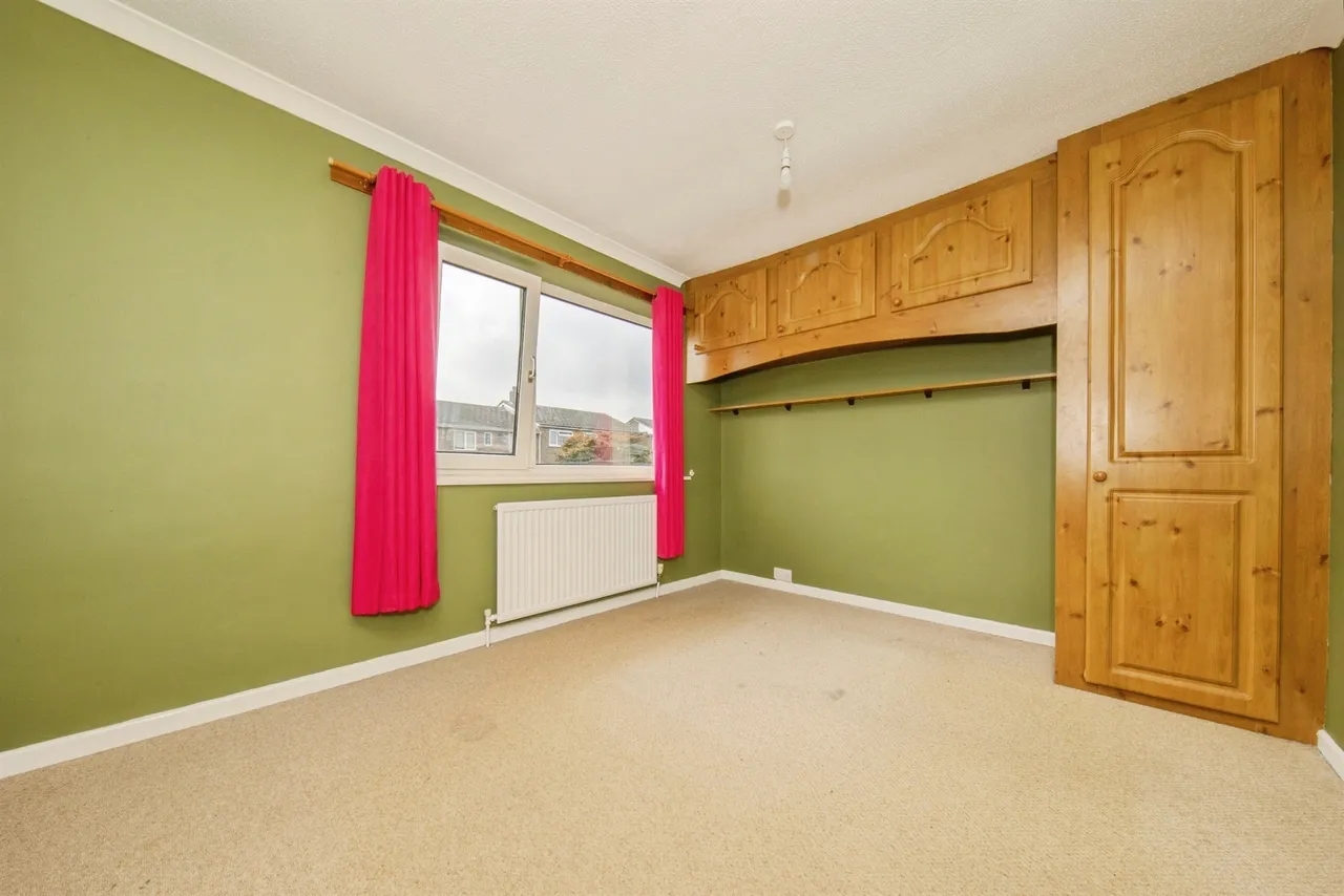 Witch Elm, Harwich, photo 7