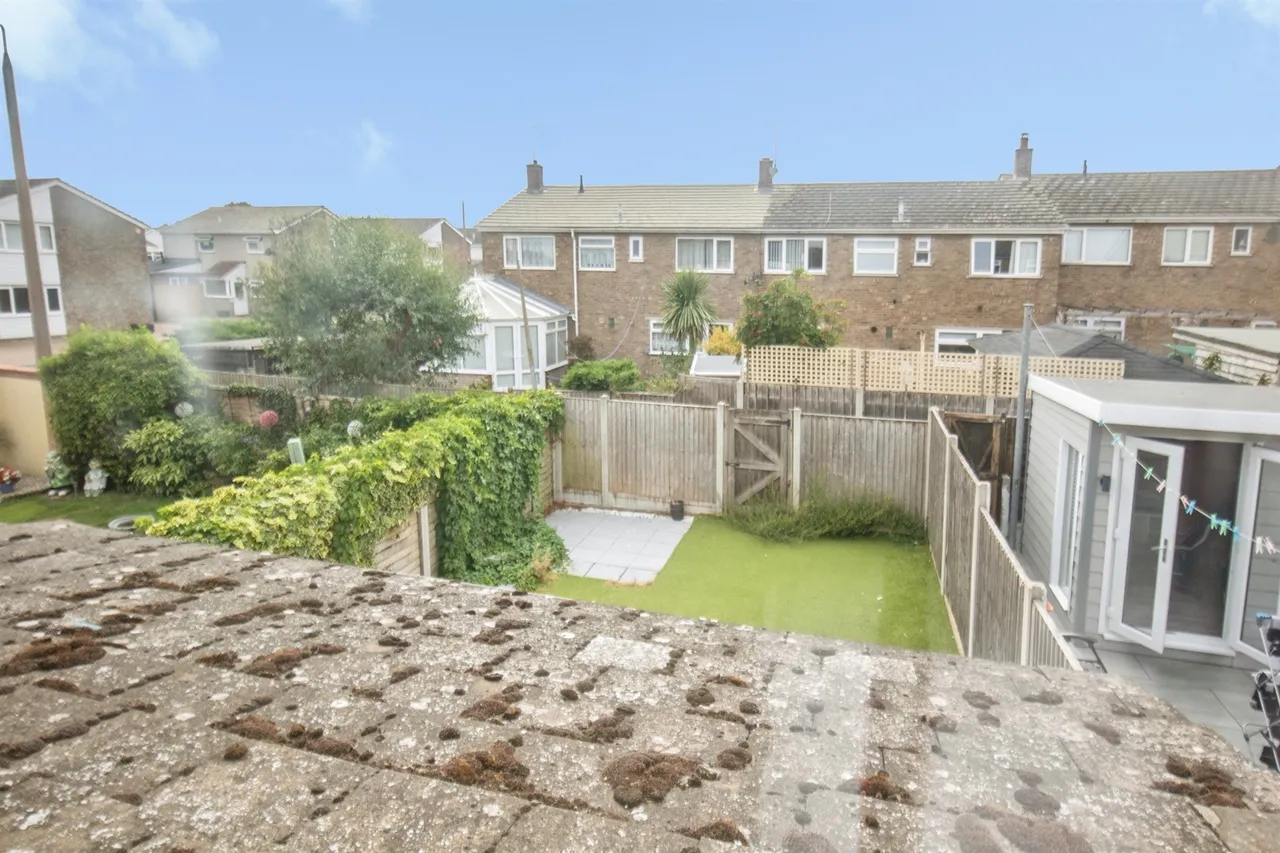 Witch Elm, Harwich, photo 12