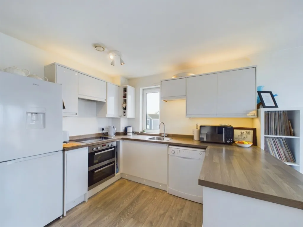 Admirals Way, Gravesend, DA12, photo 8