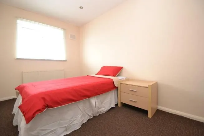Scott Hall Road, Moortown, LS17, photo 7