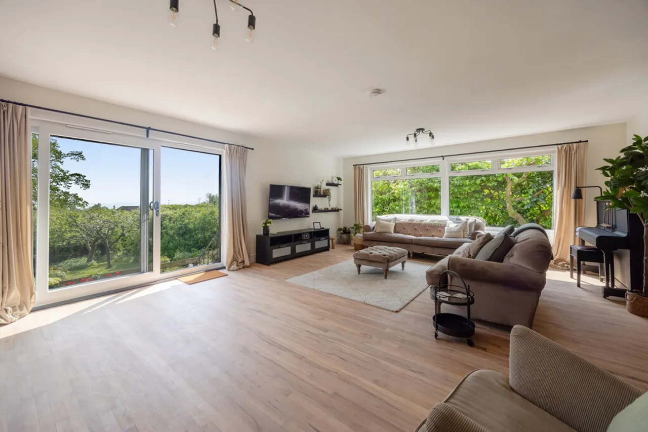 Beech Avenue, photo 6