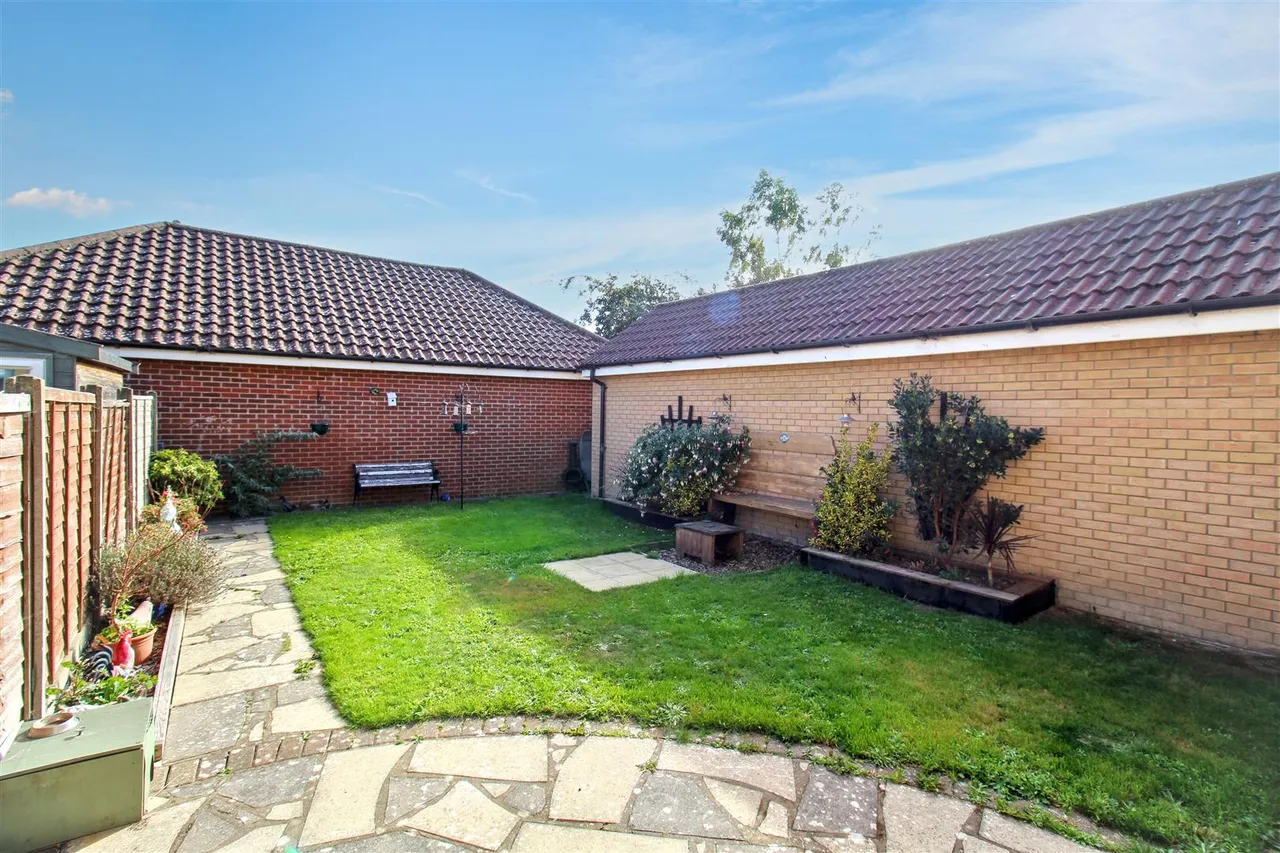 Mountbatten Drive, Sprowston, NR6, photo 8