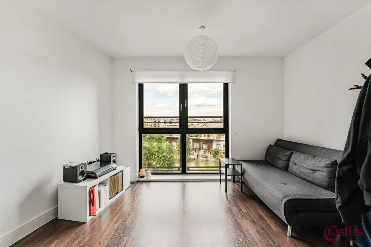 1 bed flat for sale, Harry Zeital Way, London, E5