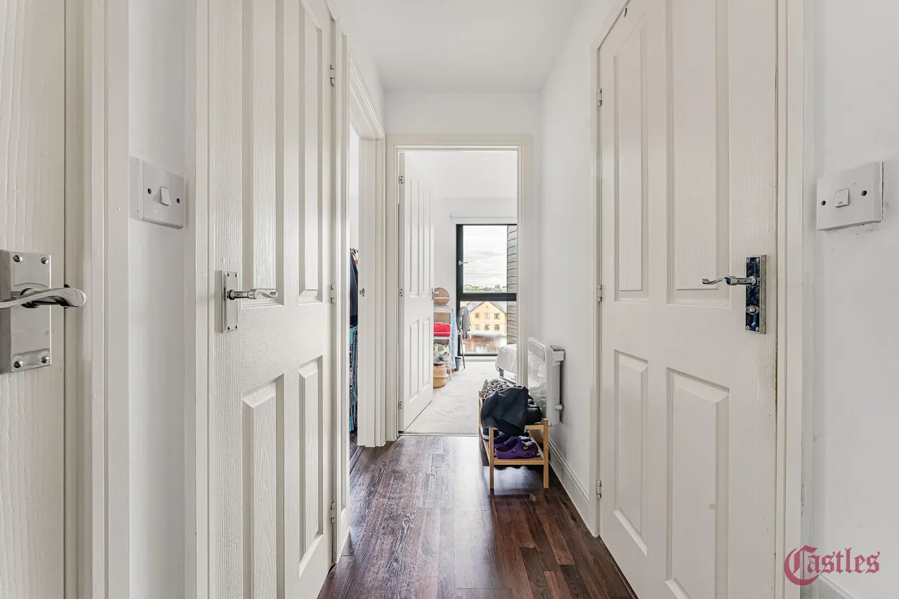 Harry Zeital Way, London, E5, photo 11