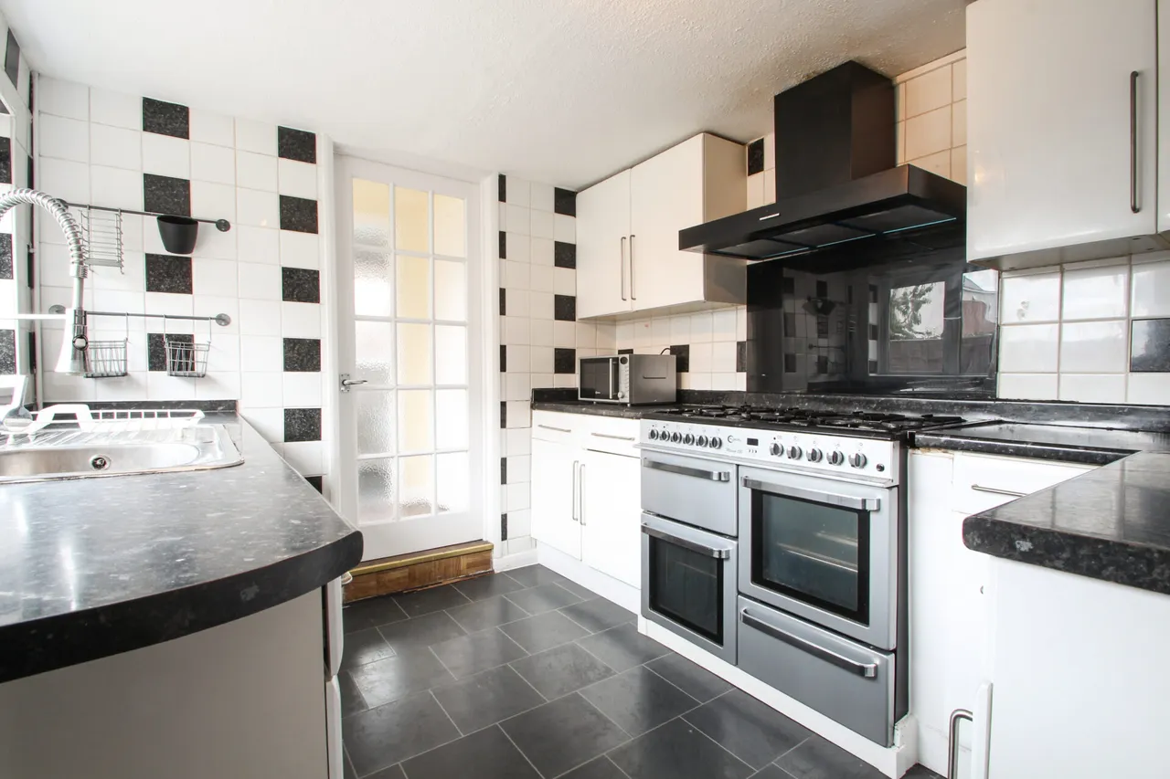 Upper Wickham Lane, Welling, photo 5