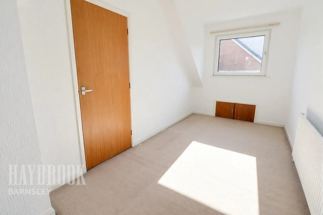 Melvinia Crescent, Wilthorpe, photo 9