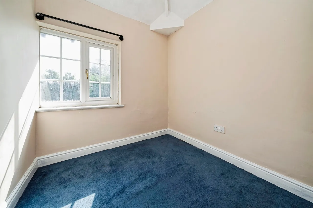 Old Chester Road, Bebington, CH63, photo 17