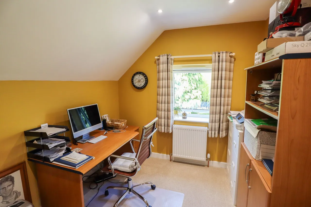 Oxford Road, Calne, photo 19