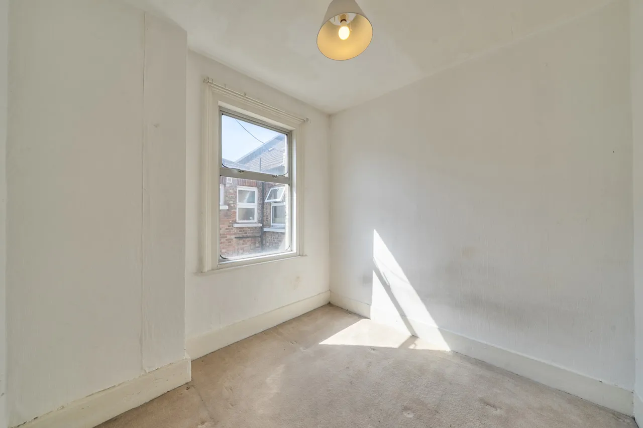 Four Bedroom Semi-Detached Family Home with Excellent Potential, HA1, photo 13