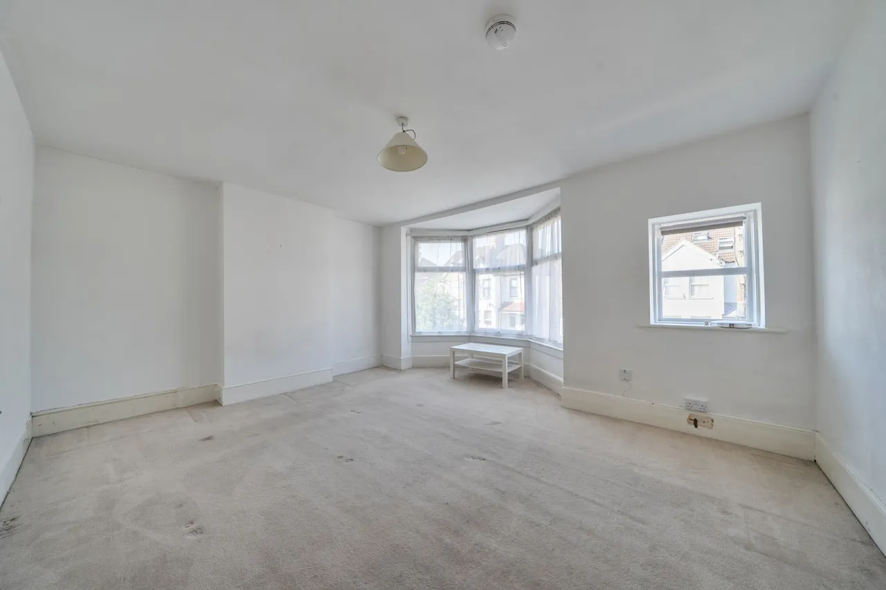 Four Bedroom Semi-Detached Family Home with Excellent Potential, HA1, photo 15