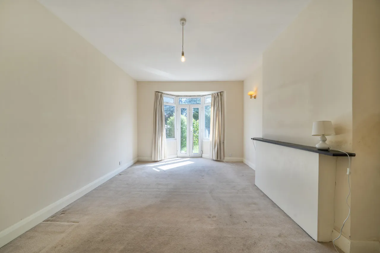 Four Bedroom Semi-Detached Family Home with Excellent Potential, HA1, photo 18