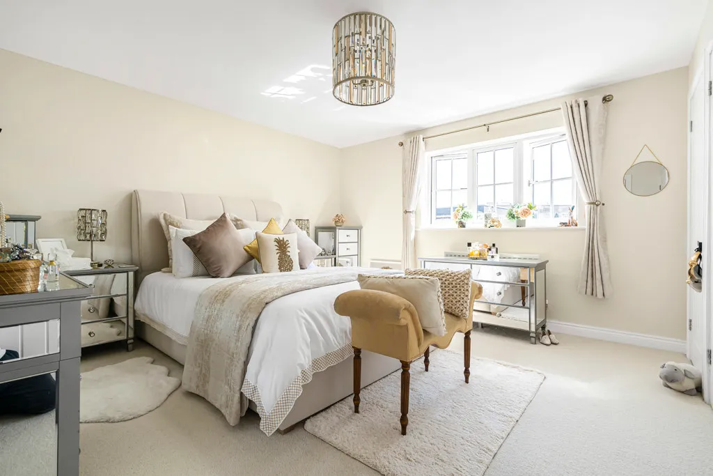 Derisley Close, Byfleet, KT14, photo 5