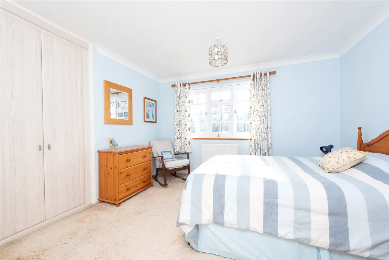 Phoenix Court, Hartley Wintney, Hook, Hampshire, RG27 8JQ, photo 10