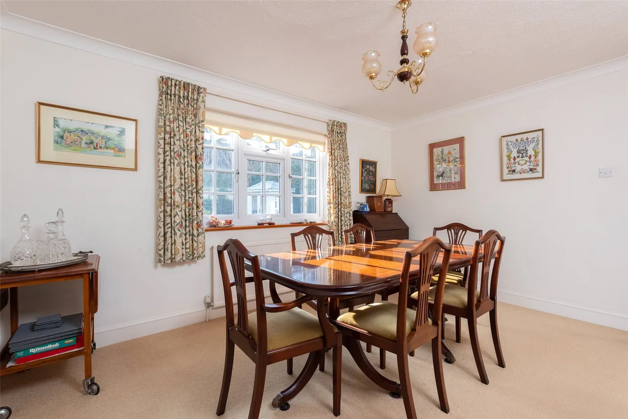 Phoenix Court, Hartley Wintney, Hook, Hampshire, RG27 8JQ, photo 4