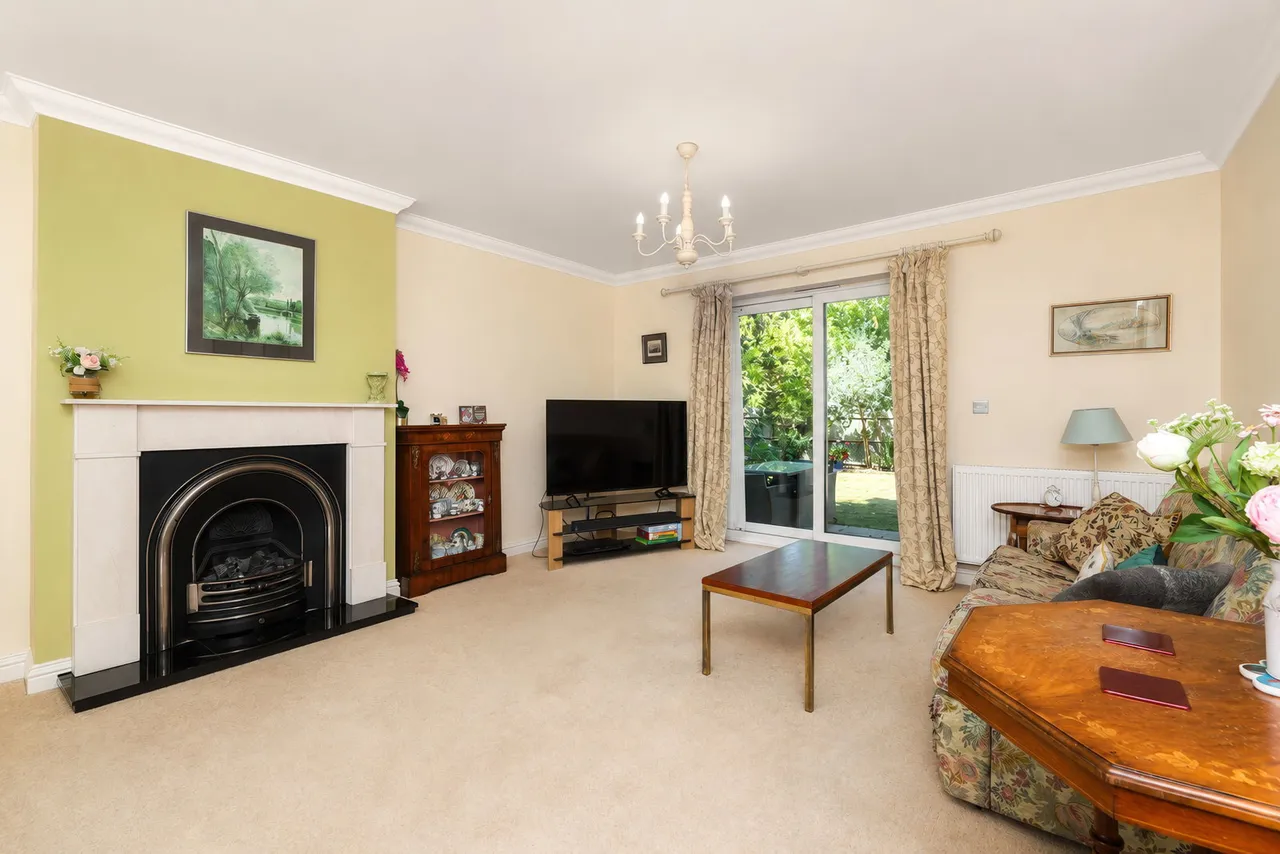 Moat Close, Colne, PE28, photo 5