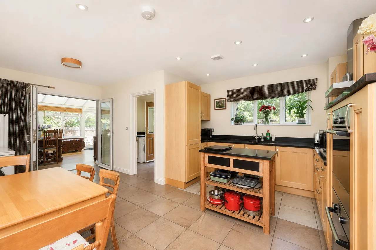 Moat Close, Colne, PE28, photo 3