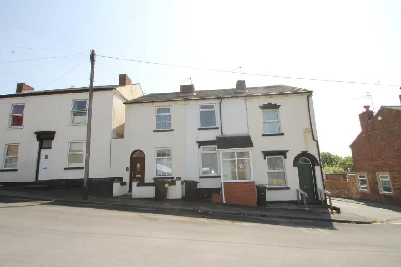 2 bed uk to rent — 148 King William Street, Stourbridge, West Midlands, DY8 4EP, UK