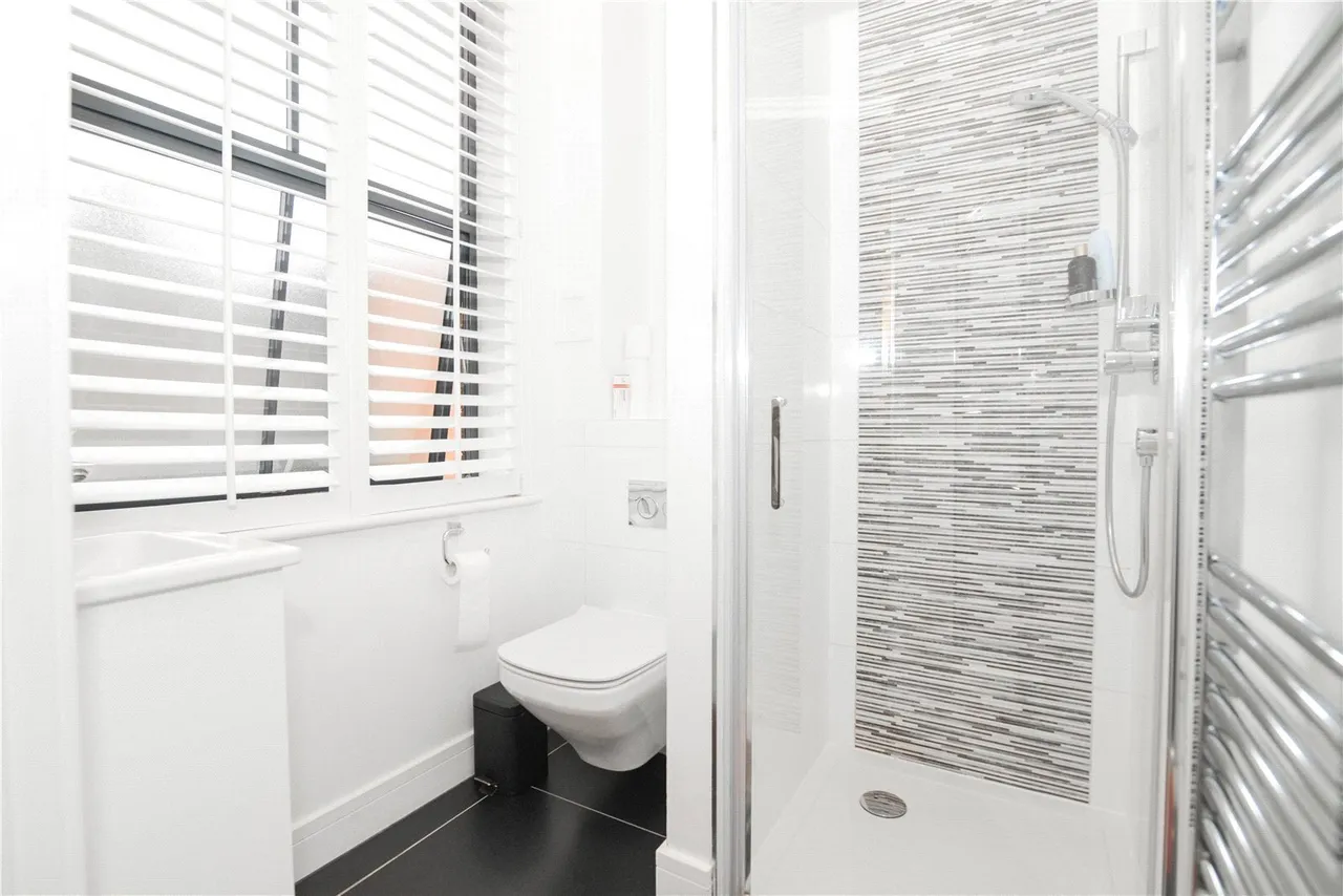 St. Georges Place, Twickenham, TW1, photo 8