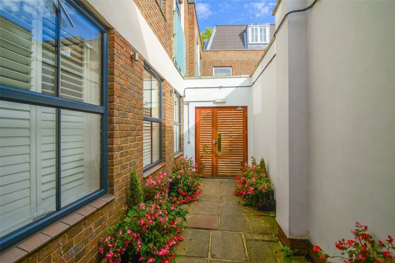 St. Georges Place, Twickenham, TW1, photo 10