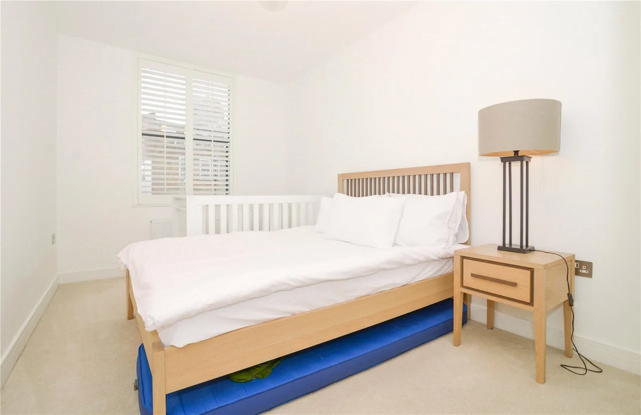 St. Georges Place, Twickenham, TW1, photo 9