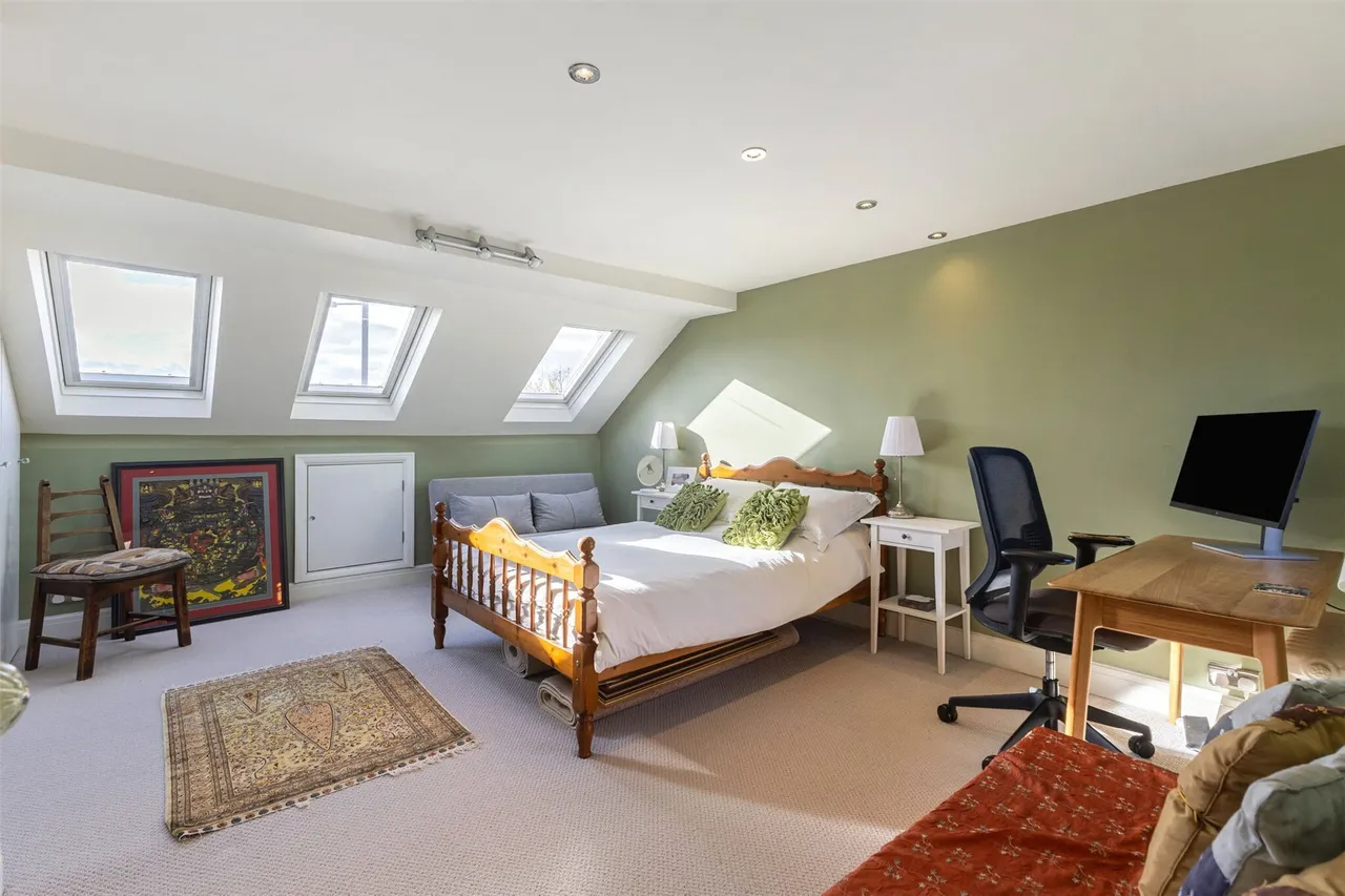 Whitton Road, Twickenham, TW1, photo 23