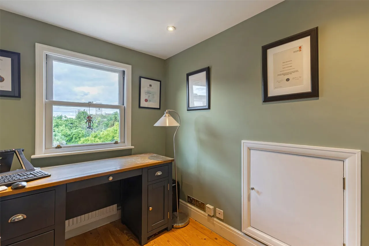 Whitton Road, Twickenham, TW1, photo 26