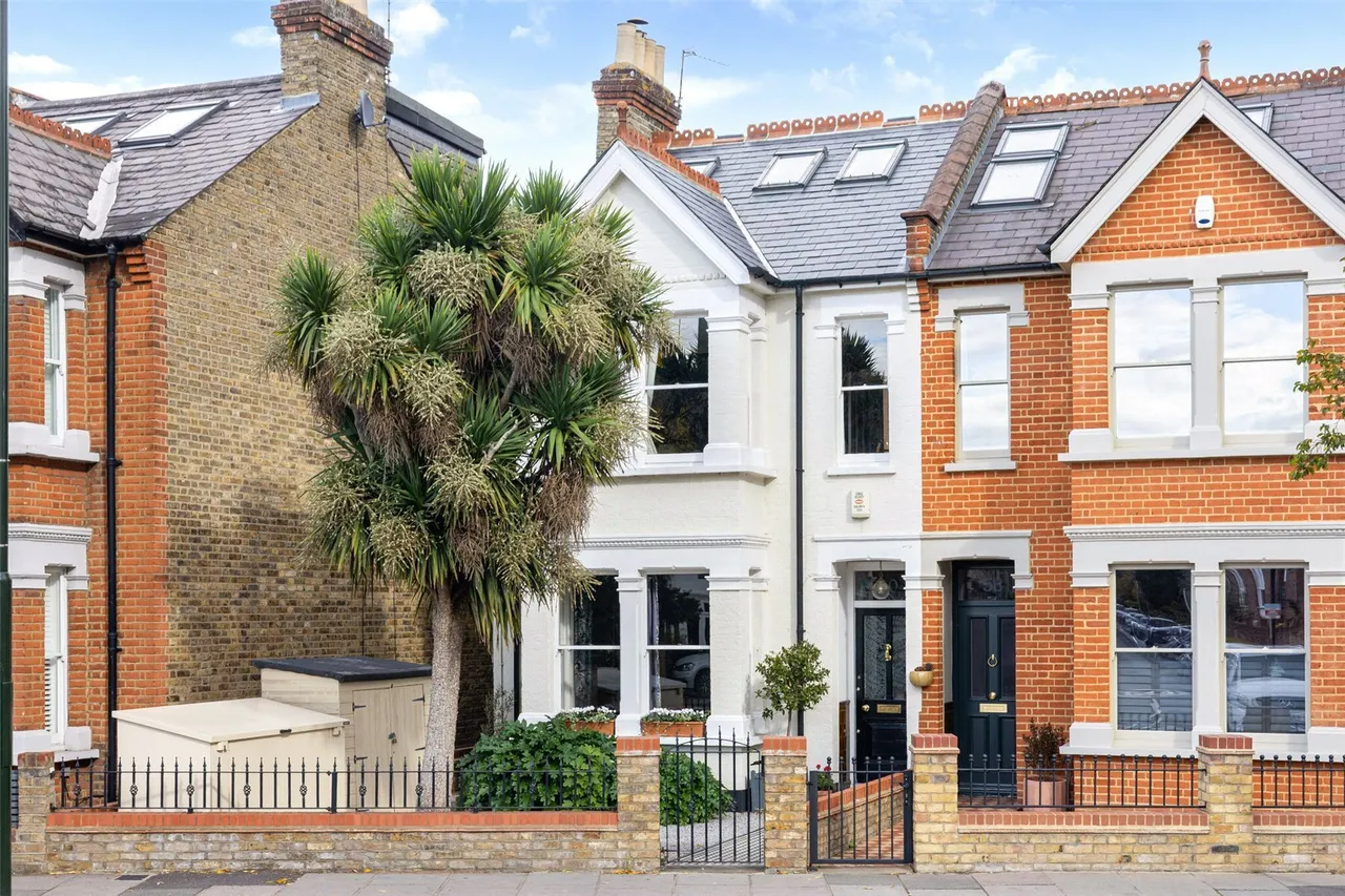 4 bed house for sale, Whitton Road, Twickenham, TW1