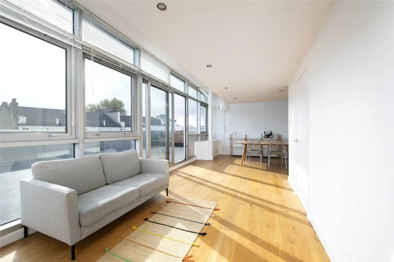 King Edward's Road, London, E9, photo 5