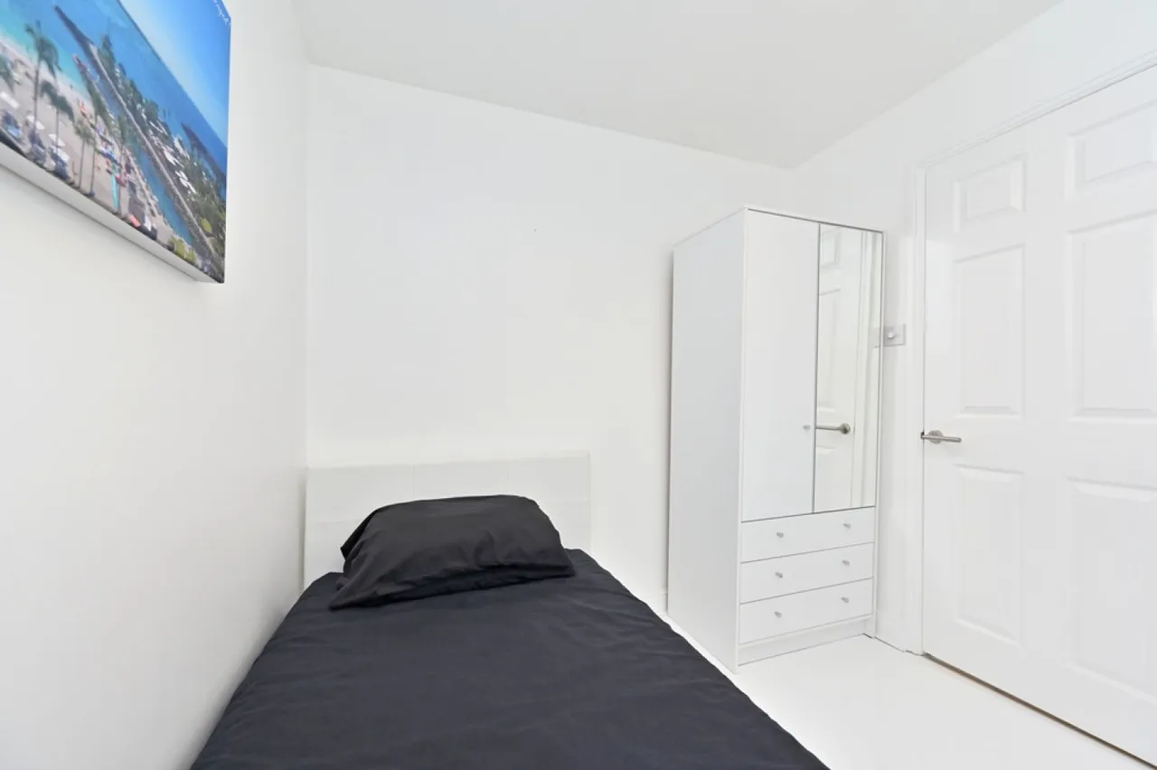 Danebower Road, Trentham, Stoke - On - Trent, photo 10