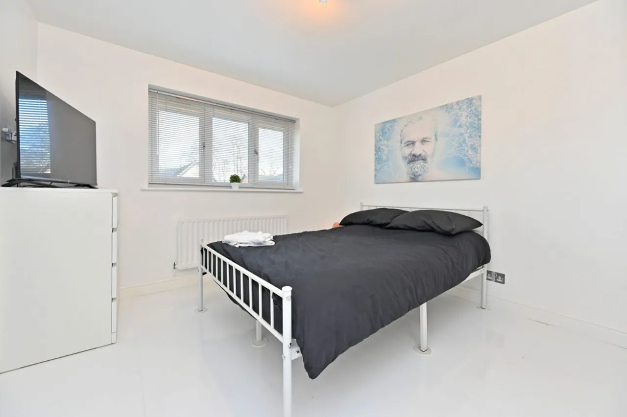 Danebower Road, Trentham, Stoke - On - Trent, photo 6