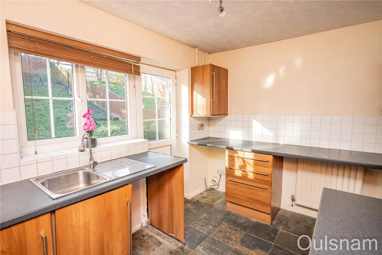 Knowesley Close, Bromsgrove, Worcestershire, B60 2RG, photo 5