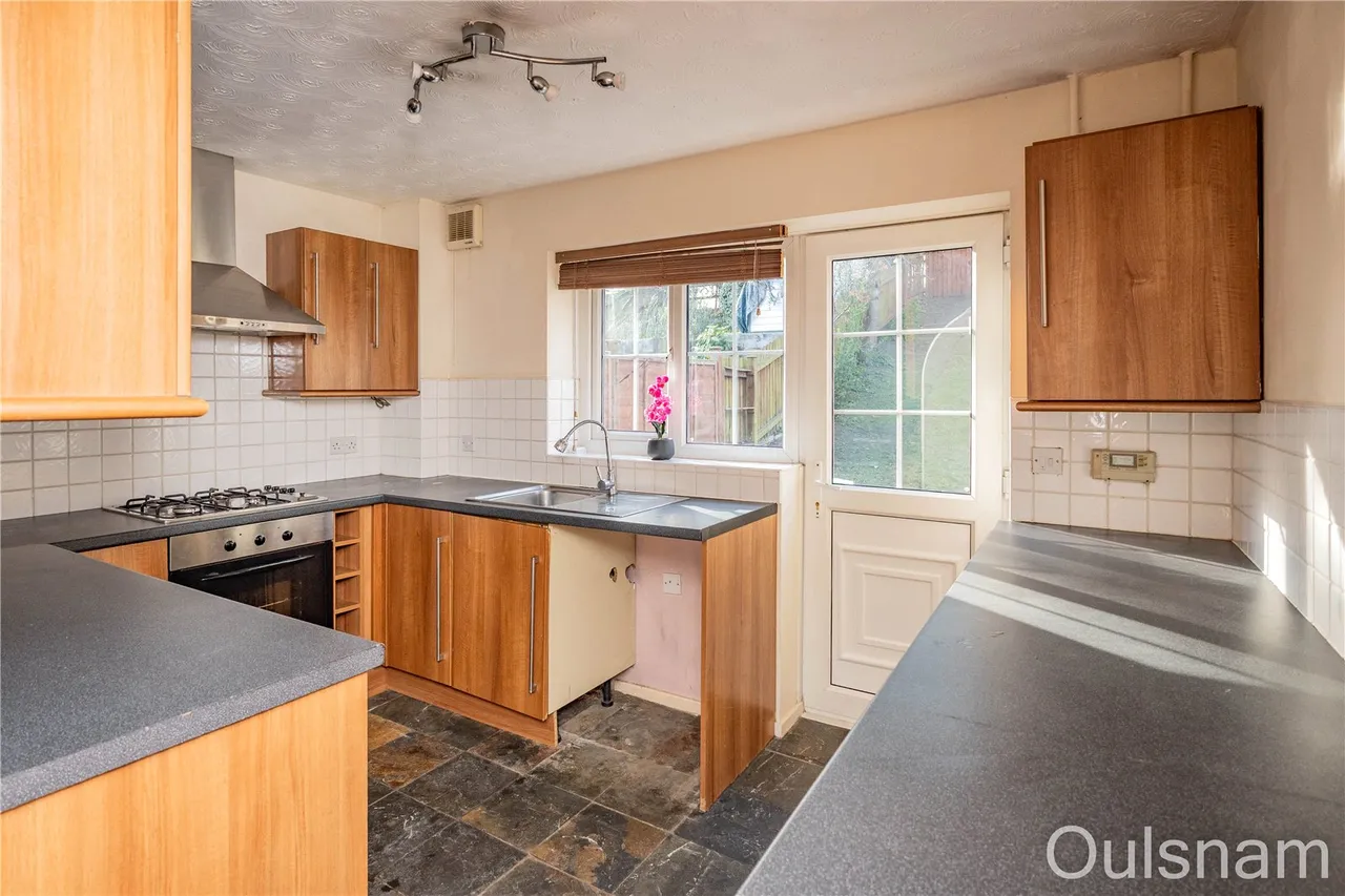 Knowesley Close, Bromsgrove, Worcestershire, B60 2RG, photo 3