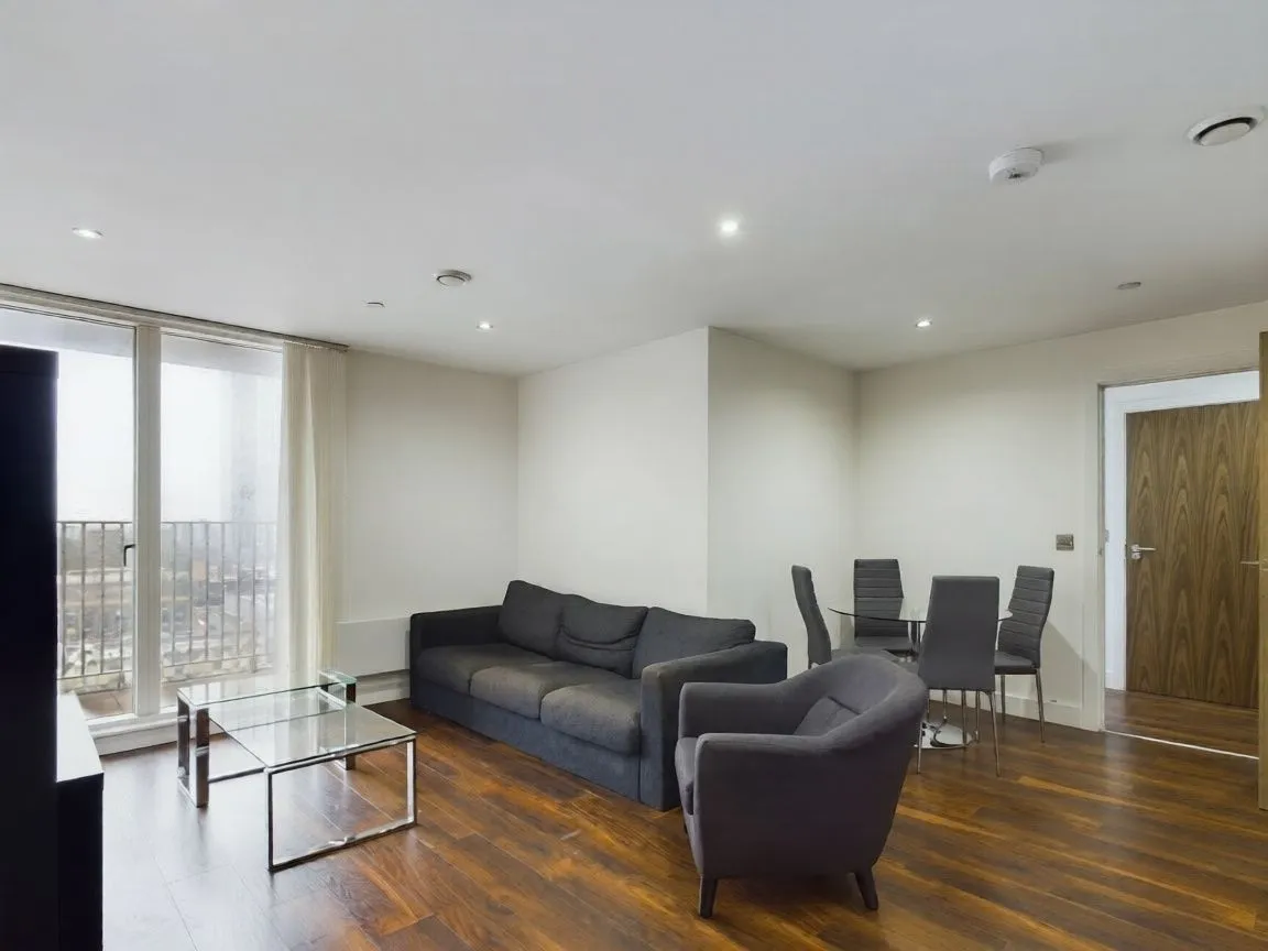 1 Cambridge Street, Manchester, Lancashire, M1 5GB, photo 4