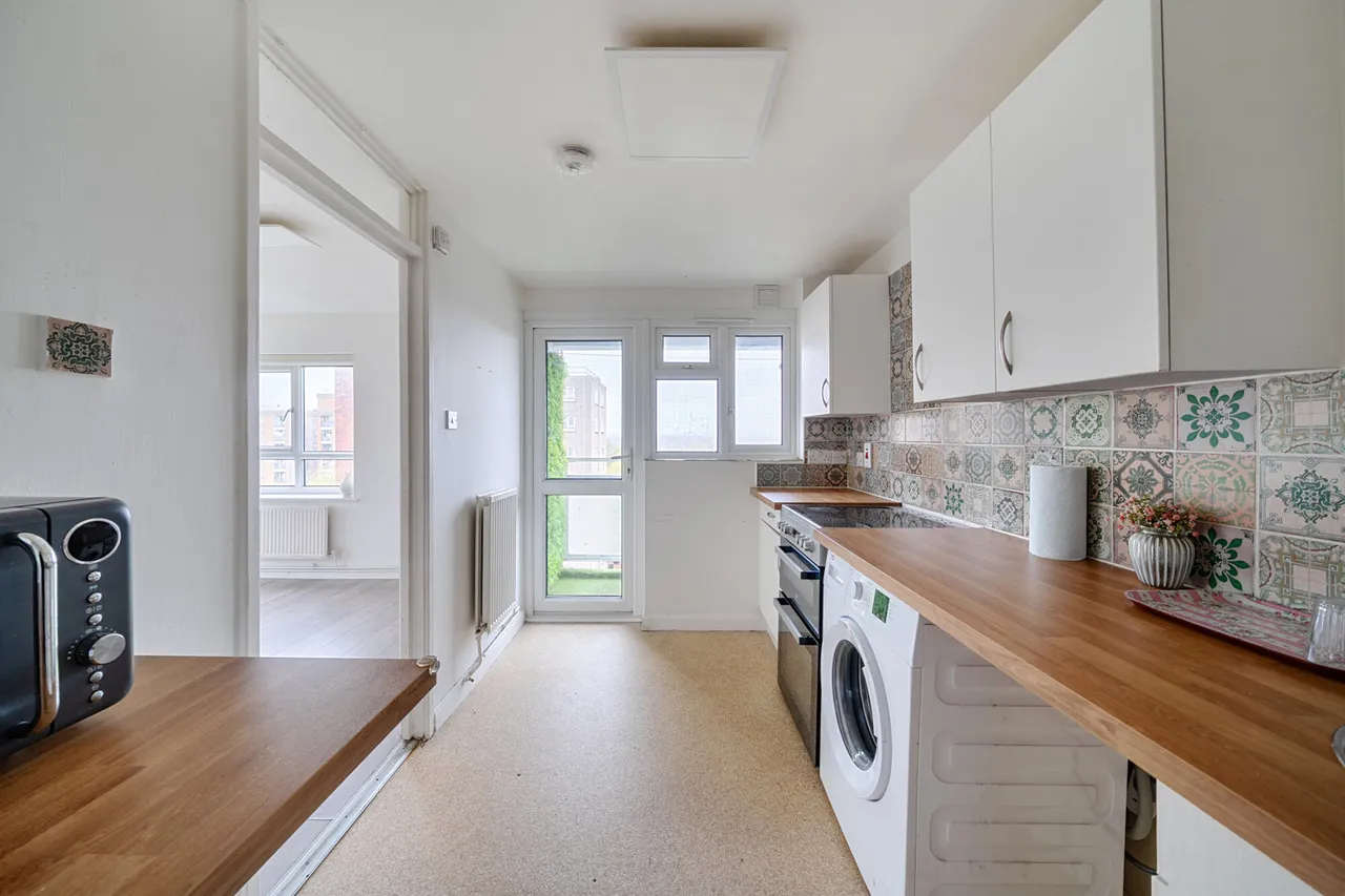 Newmarket Avenue, Northolt, UB5, photo 4