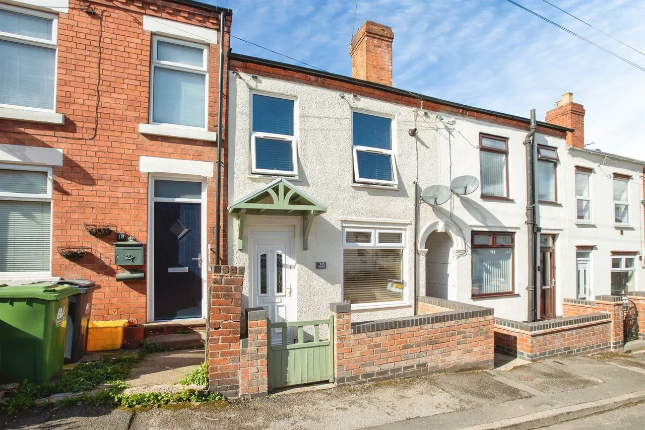 2 bed house for sale, Gladstone Street, Heanor, DE75